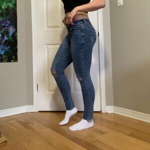 Skinny ripped jeans